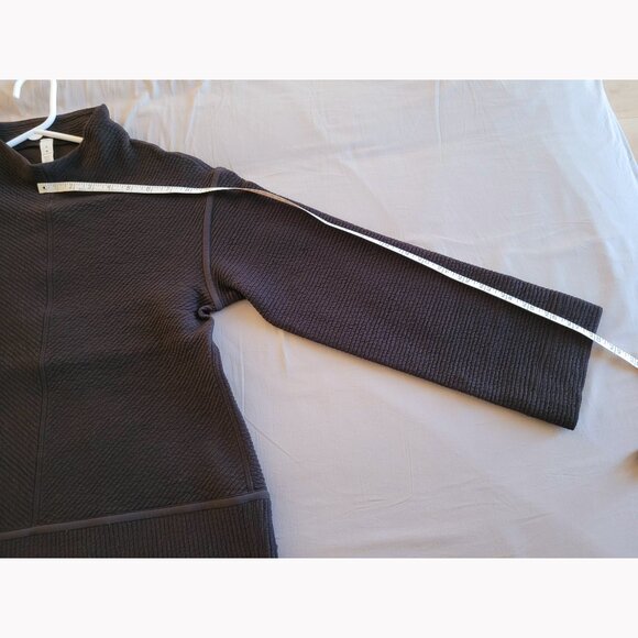 Lululemon On Repeat Mock Neck, Size 4, Black - Picture 11 of 12